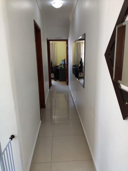 Casa à venda Vila Prudente com 160m² e 3 quartos por R$ 750.000 - 1296898184-corredor-cima2.jpeg
