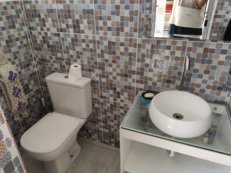 Casa à venda Vila Prudente com 160m² e 3 quartos por R$ 750.000 - 662365791-banheiro-churrasqueira.jpeg