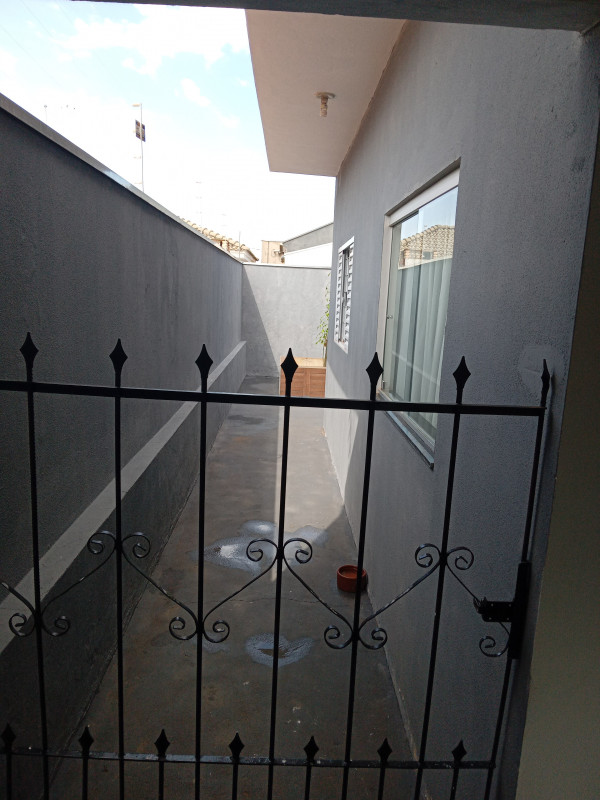 Casa à venda Centro com 200m² e 2 quartos por R$ 320.000 - 992198766-20230718-121517785.jpg