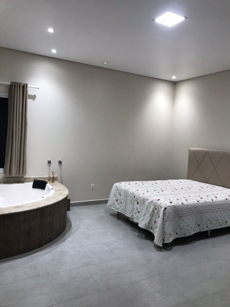 Chácara à venda Centro com 472m² e 4 quartos por R$ 1.300.000 - 1467835468-809d1993-ba81-4516-bf2e-7ebfedcdf33d.jpeg