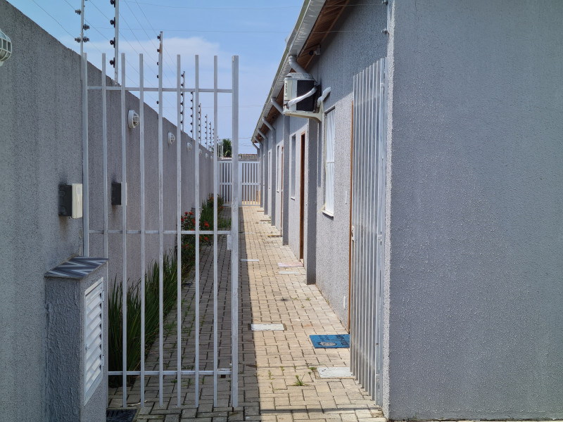 Casa de condomínio à venda Gaivota com 45m² e 2 quartos por R$ 250.000 - 401748253-20210317-131100.jpg