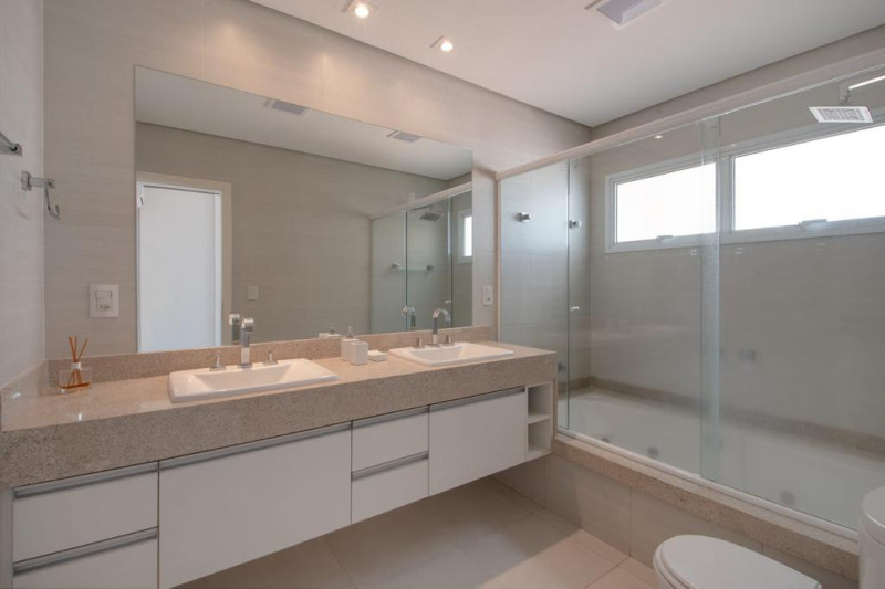 Casa de condomínio à venda Jardim Botânico com 680m² e 4 quartos por R$ 1.900.000 - 1086028836-img-20230902-wa0039.jpg