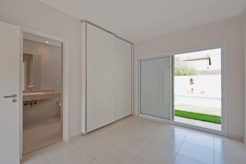 Casa de condomínio à venda Jardim Botânico com 680m² e 4 quartos por R$ 1.900.000 - 1271649811-img-20230902-wa0032.jpg