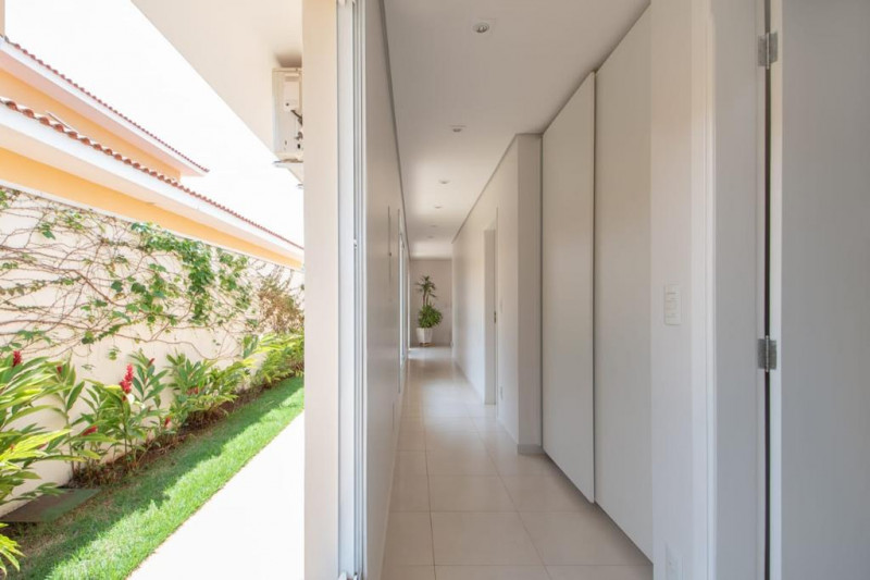 Casa de condomínio à venda Jardim Botânico com 680m² e 4 quartos por R$ 1.900.000 - 174905544-img-20230902-wa0033.jpg