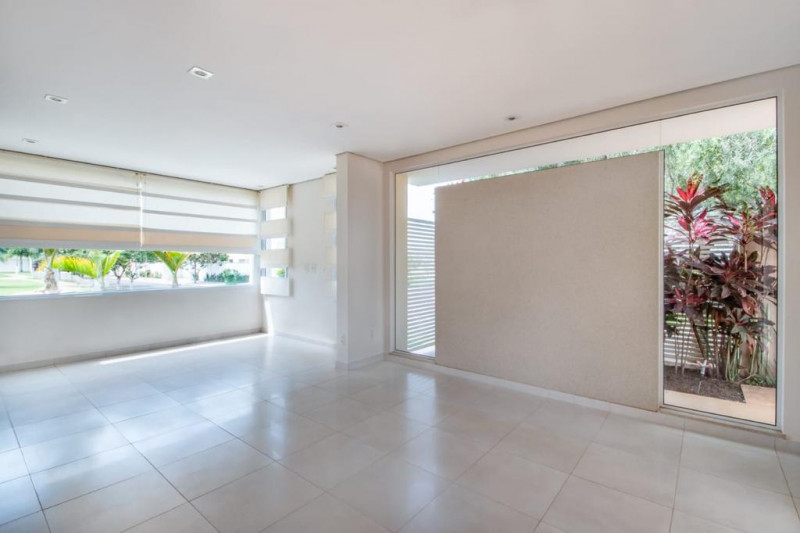 Casa de condomínio à venda Jardim Botânico com 680m² e 4 quartos por R$ 1.900.000 - 1983176969-img-20230902-wa0028.jpg