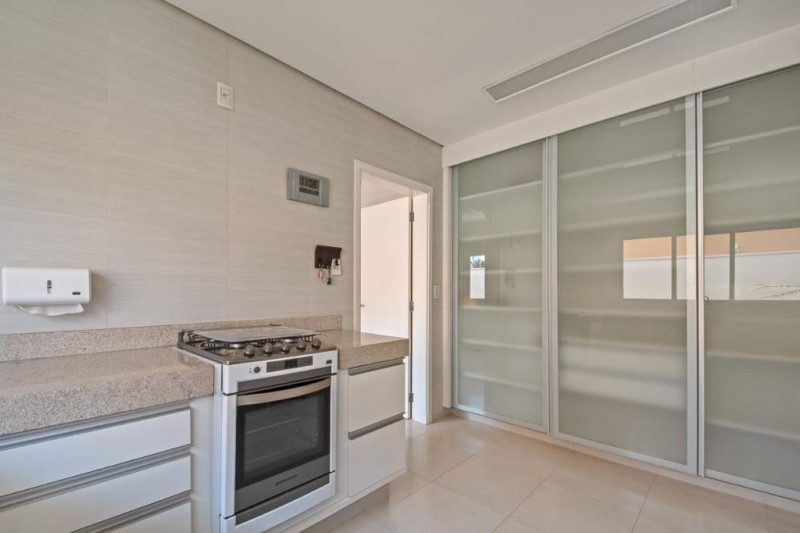 Casa de condomínio à venda Jardim Botânico com 680m² e 4 quartos por R$ 1.900.000 - 414738857-img-20230902-wa0036.jpg