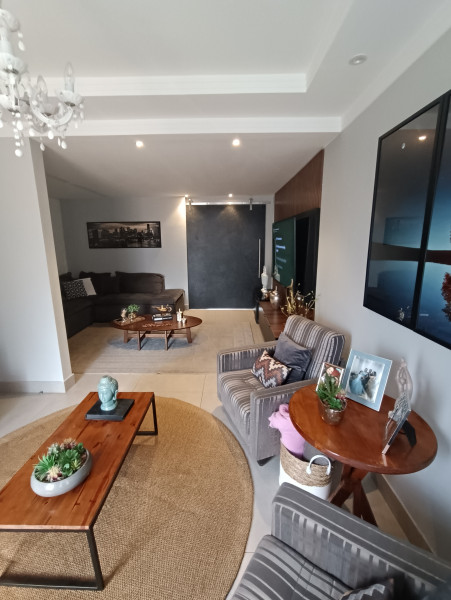 Casa de condomínio à venda Jardim Interlagos com 110m² e 3 quartos por R$ 490.000 - 47698386-img-20220809-132727.jpg