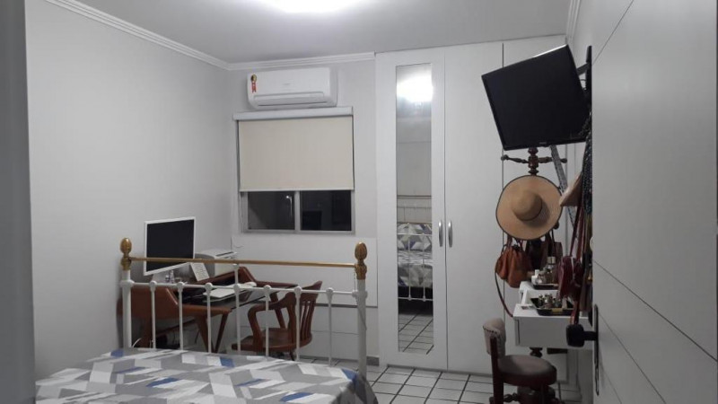 Apartamento à venda Espinheiro com 140m² e 3 quartos por R$ 620.000 - 357119444-quarto-2.jpeg