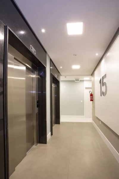 Studio à venda Kobrasol com 37m² e 1 quarto por R$ 460.000 - 1735180613-aster23-elevadores.jpeg