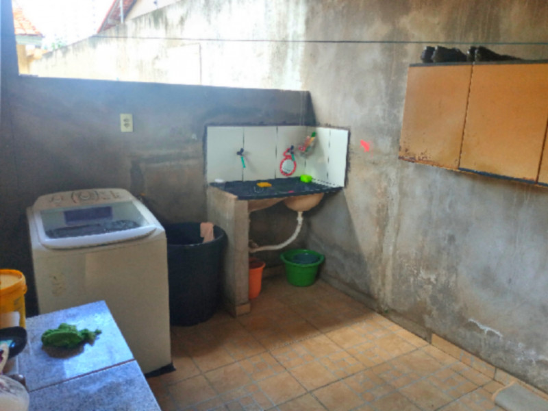 Casa à venda Parque Planalto com 300m² e 4 quartos por R$ 250.000 - 2045331500-picsart-23-09-04-10-46-17-865.jpg