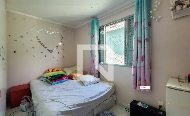 Casa à venda Vila Vivaldi com 210m² e 3 quartos por R$ 780.000 - 1841068311-quarto2.jpg