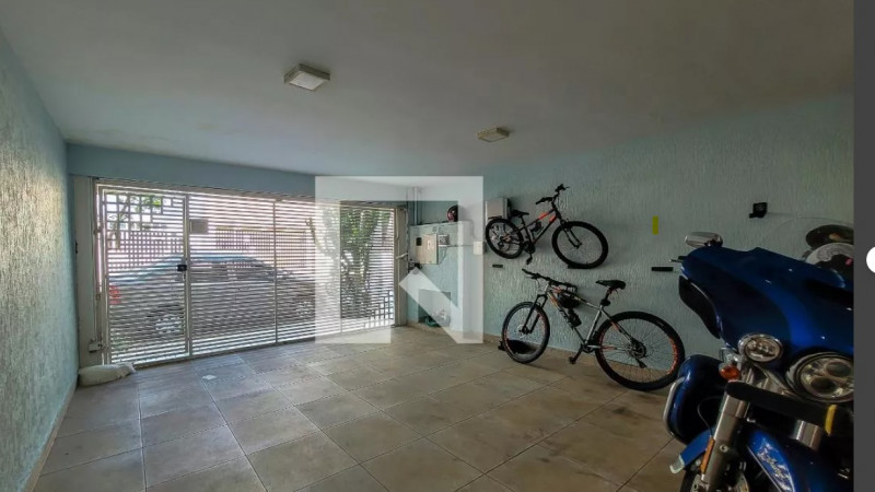 Casa à venda Vila Vivaldi com 210m² e 3 quartos por R$ 780.000 - 659316621-garagem2.jpg