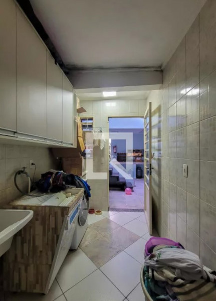 Casa à venda Vila Vivaldi com 210m² e 3 quartos por R$ 780.000 - 779245528-lavanderia.jpg