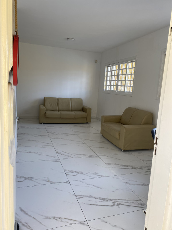 Casa à venda Bal Tres Marias com 250m² e 4 quartos por R$ 490.000 - 1817820209-b9848b10-c8ed-48f1-8b5f-836711f18934.jpeg