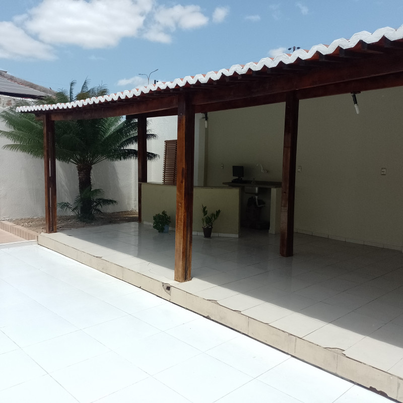 Casa à venda Caminho do Sol com 300m² e 3 quartos por R$ 580.000 - 260369012-img-20230905-115850-799.jpg