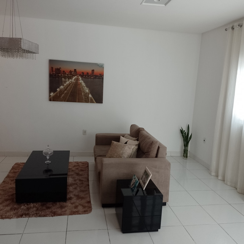 Casa à venda Caminho do Sol com 300m² e 3 quartos por R$ 580.000 - 735829371-img-20230905-120456-681.jpg