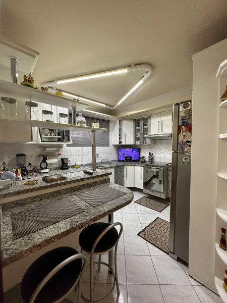 Casa à venda Jardim das Américas com 300m² e 4 quartos por R$ 18.000.000 - 1845539039-075a621d-6765-4542-8763-f50993cfd979.jpeg