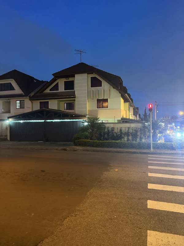 Casa à venda Jardim das Américas com 300m² e 4 quartos por R$ 18.000.000 - 46438809-img-6219.jpeg