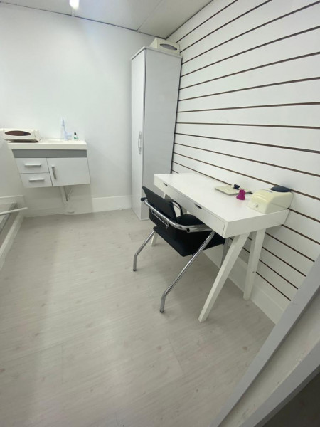 Comercial à venda Taquara com 180m² e 1 quarto por R$ 695.000 - 148224288-img-20210930-wa0073.jpg