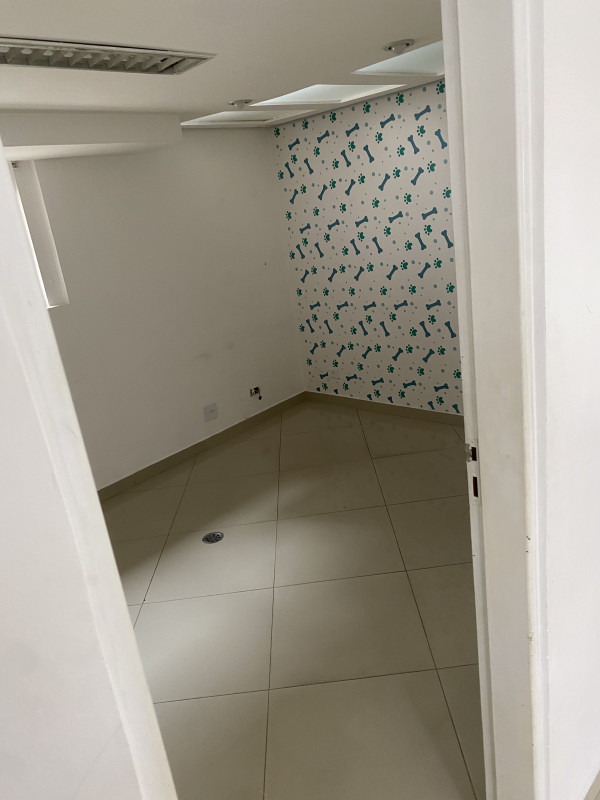 Comercial para alugar Brás com 300m² e 1 quarto por R$ 15.000 - 149078181-img-0621.jpeg