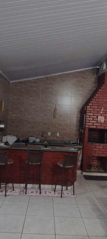 Casa à venda Jardim das Aroeiras com 250m² e 4 quartos por R$ 350.000 - 1045151046-img-20230909-085648202.jpg