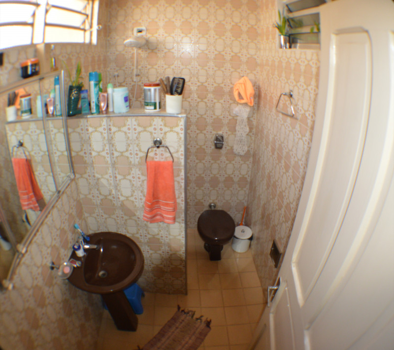 Casa à venda Jardim das Belezas com 135m² e 3 quartos por R$ 650.000 - 1421486188-banheiro.jpg