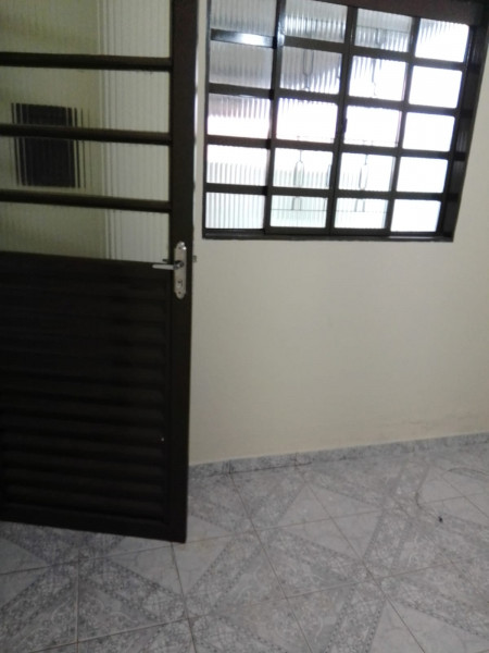 Casa à venda Residencial Parque Douradinho com 175m² e 3 quartos por R$ 300.000 - 355735053-img-20230826-wa0027.jpg