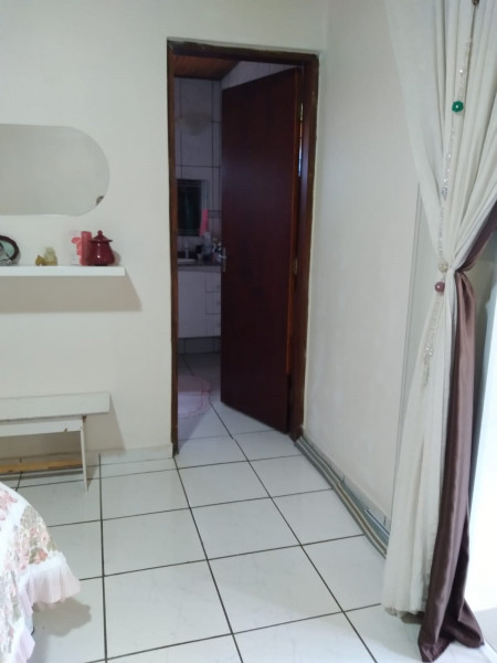 Casa de condomínio à venda Centro com 60m² e 3 quartos por R$ 160.000 - 1111558320-chale11.jpg