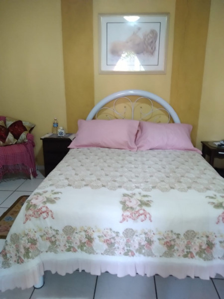 Casa de condomínio à venda Centro com 60m² e 3 quartos por R$ 160.000 - 133362446-chale13.jpg