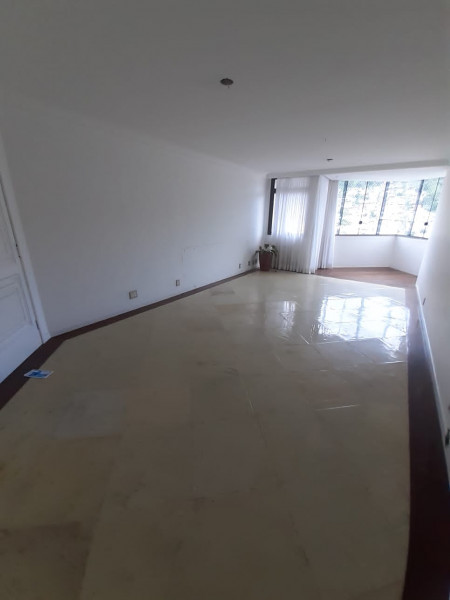 Cobertura à venda Centro com 330m² e 4 quartos por R$ 2.200.000 - 257554379-7743ade3-c85a-47b0-9e23-71699019b758.jpeg