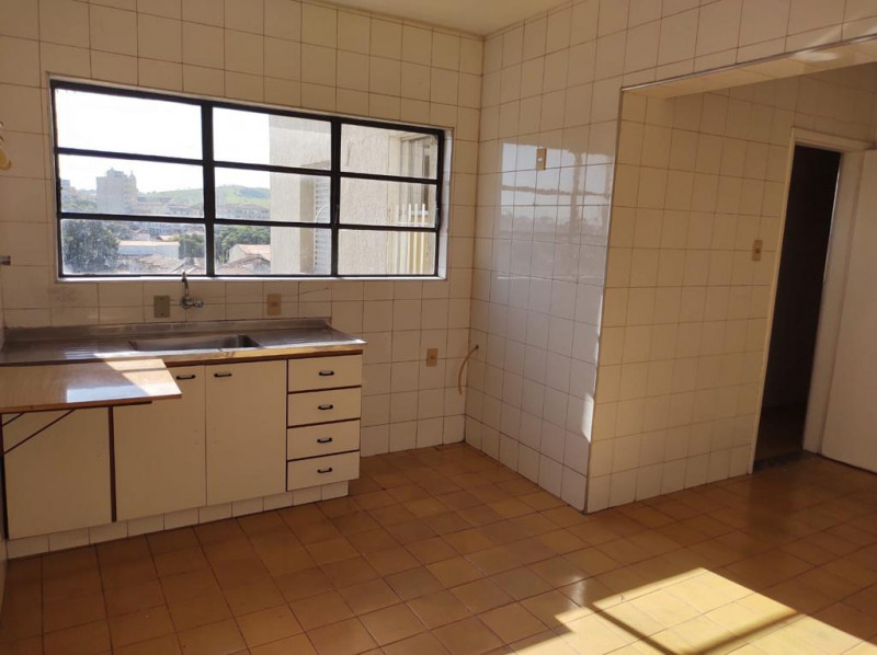 Apartamento à venda Centro com 115m² e 4 quartos por R$ 500.000 - 1927636605-257066d3-d473-4395-8de7-39c11b131ada.jpeg