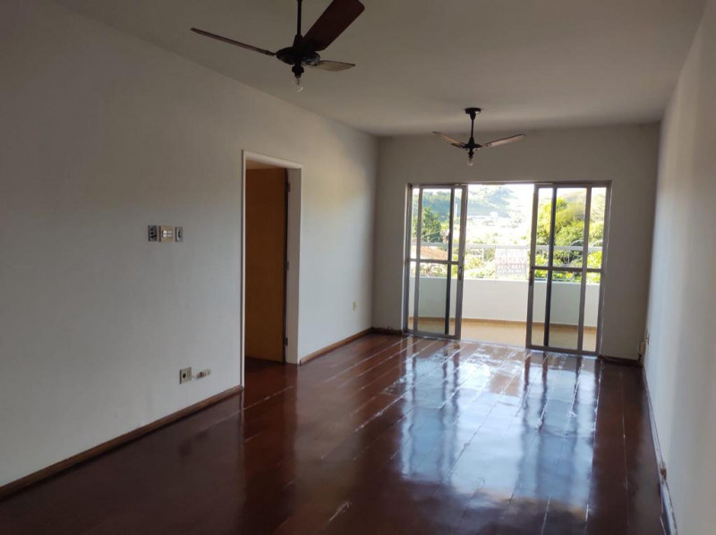 Apartamento à venda Centro com 115m² e 4 quartos por R$ 500.000 - 685808924-e0e9180c-5fa0-4bdb-ad4a-2652ef891f48.jpeg