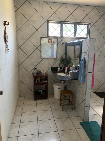 Casa à venda Santa Mônica com 180m² e 3 quartos por R$ 550 - 935380973-imagem-do-whatsapp-de-2023-03-06-as-11.jpg