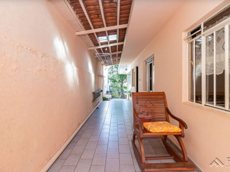 Casa à venda Barreirinha com 215m² e 4 quartos por R$ 790.000 - 193406052-casa-barreirinha11.jpeg