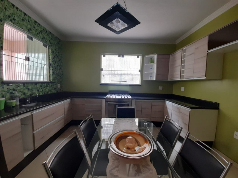 Casa à venda Padre Miguel com 180m² e 4 quartos por R$ 570.000 - 1440499270-f0c273cc-2bd0-4d20-9563-ac034f39a2b0.jpg