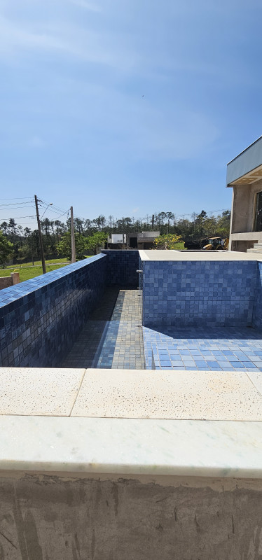 Casa de condomínio à venda Horto ( Tupi ) com 527m² e 3 quartos por R$ 1.150.000 - 1605600843-piscina-raia.jpg