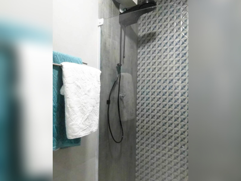 Kitnet à venda Copacabana com 20m² e 1 quarto por R$ 390.000 - 7-banheiro-1.jpg