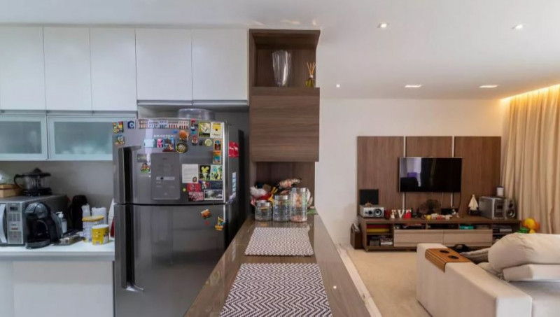 Apartamento à venda Santo Amaro com 101m² e 2 quartos por R$ 1.100.000 - 684855078-sala-cozinha.JPG