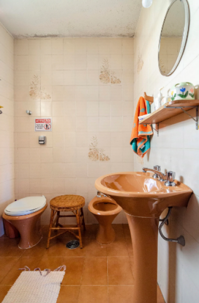 Casa à venda centro com 150m² e 3 quartos por R$ 3.350.000 - 1250503510-banheiro-suite-master1.png