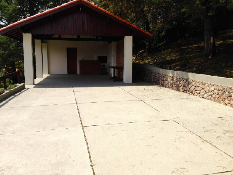 Casa à venda centro com 150m² e 3 quartos por R$ 3.350.000 - 193202369-garagem-com-churrasqueira-e-banheiro.png