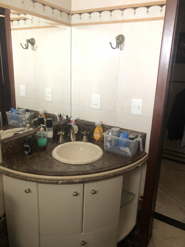 Apartamento à venda Centro com 143m² e 3 quartos por R$ 995.000 - 391666273-img-1049.jpg