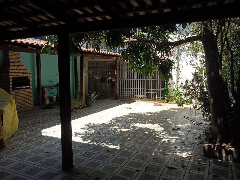 Casa à venda Centro com 200m² e 7 quartos por R$ 1.050.000 - 1352900209-img-20230915-wa0026.jpg