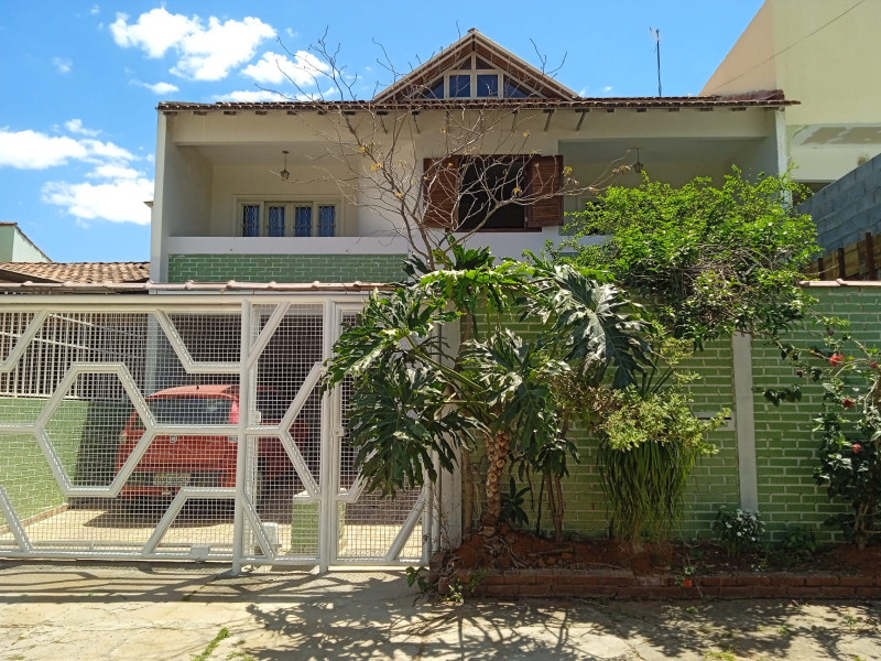 Casa à venda Centro com 200m² e 7 quartos por R$ 1.050.000 - 1956441273-img-20230915-wa0038.jpg