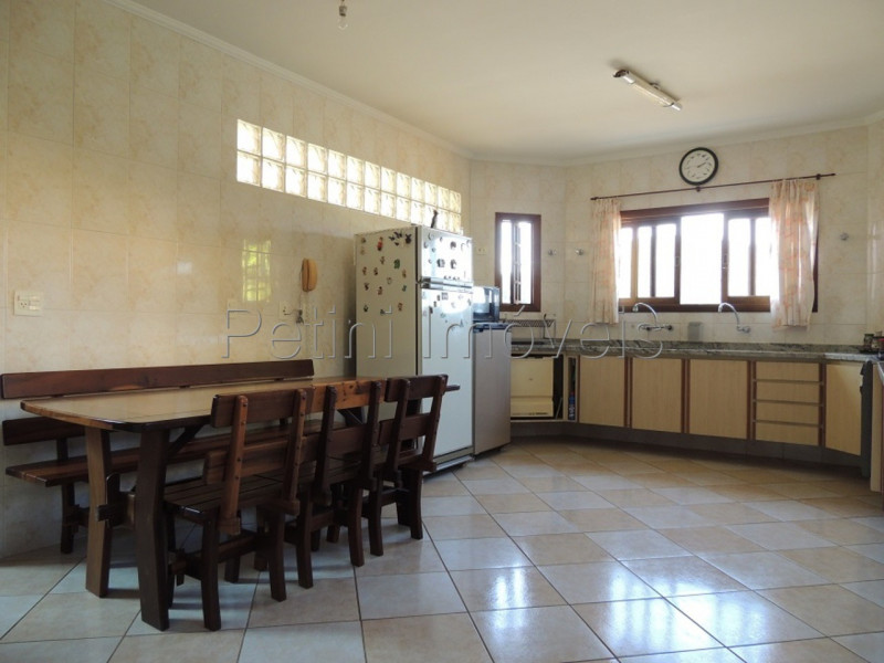 Casa de condomínio à venda Condominio Jardim das Palmeiras com 1650m² e 4 quartos por R$ 900.000 - 900353870-12-cozinha.jpeg