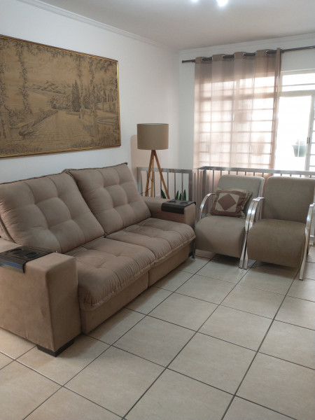 Casa à venda Jardim Taboão com 224m² e 3 quartos por R$ 880.000 - 1153217055-img-20220710-142619855.jpg