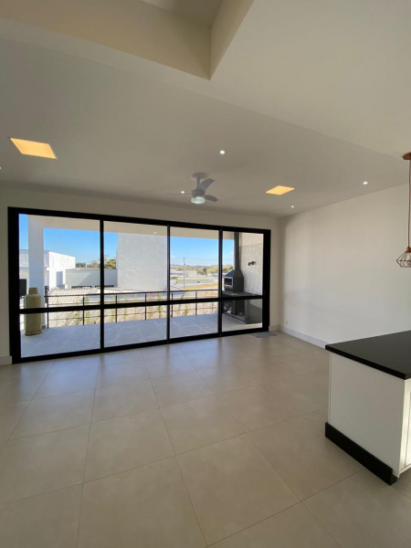 Casa de condomínio à venda Jd. São José com 197m² e 4 quartos por R$ 1.190.000 - 169800067-sala-2.png