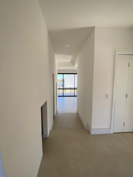 Casa de condomínio à venda Jd. São José com 197m² e 4 quartos por R$ 1.190.000 - 301527670-corredor-terreo.png