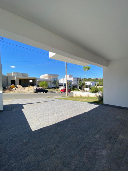 Casa de condomínio à venda Jd. São José com 197m² e 4 quartos por R$ 1.190.000 - 622009665-garagem-2.png
