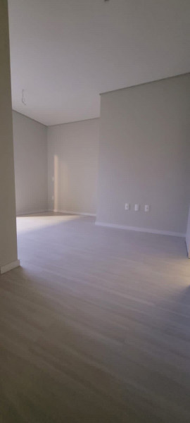 Casa à venda Iririú com 11900m² e 3 quartos por R$ 585 - 1419207863-sala.jpg