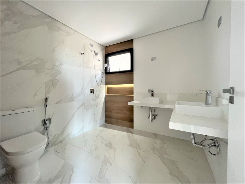 Casa de condomínio à venda Santa Candida com 180m² e 3 quartos por R$ 1.399.000 - 1100812663-08suite3is-1.JPEG